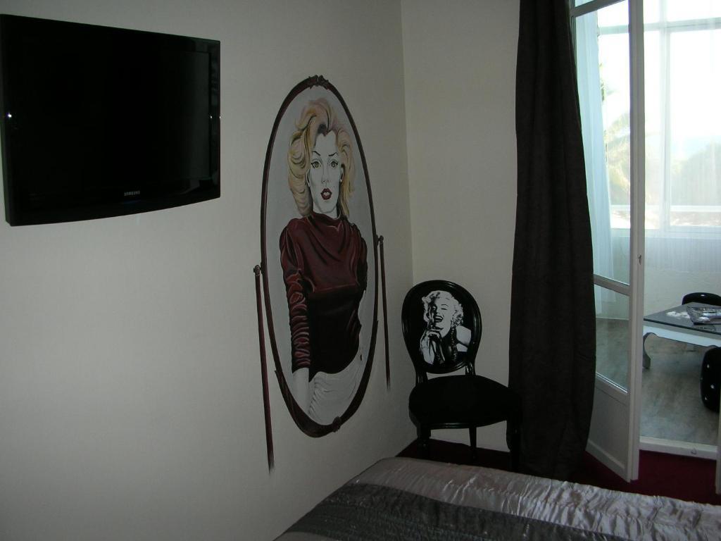 Le Marina B Hotell La Ciotat Rom bilde